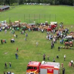 Abschluss des Ernteumzuges am Sportplatz - Erntefest Nendorf 2024